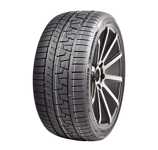   h0353094. Royal Black ROYALWINTER UHP 235/50 R19 103V  XL